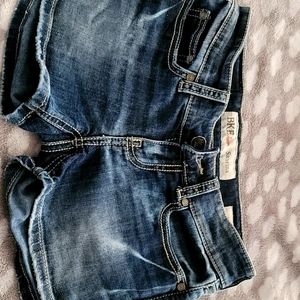 Bke Jean shorts size 24